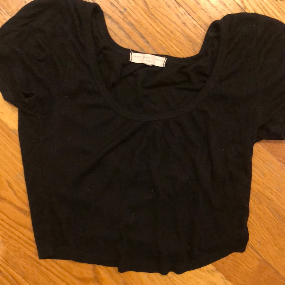 Black size medium crop shirt